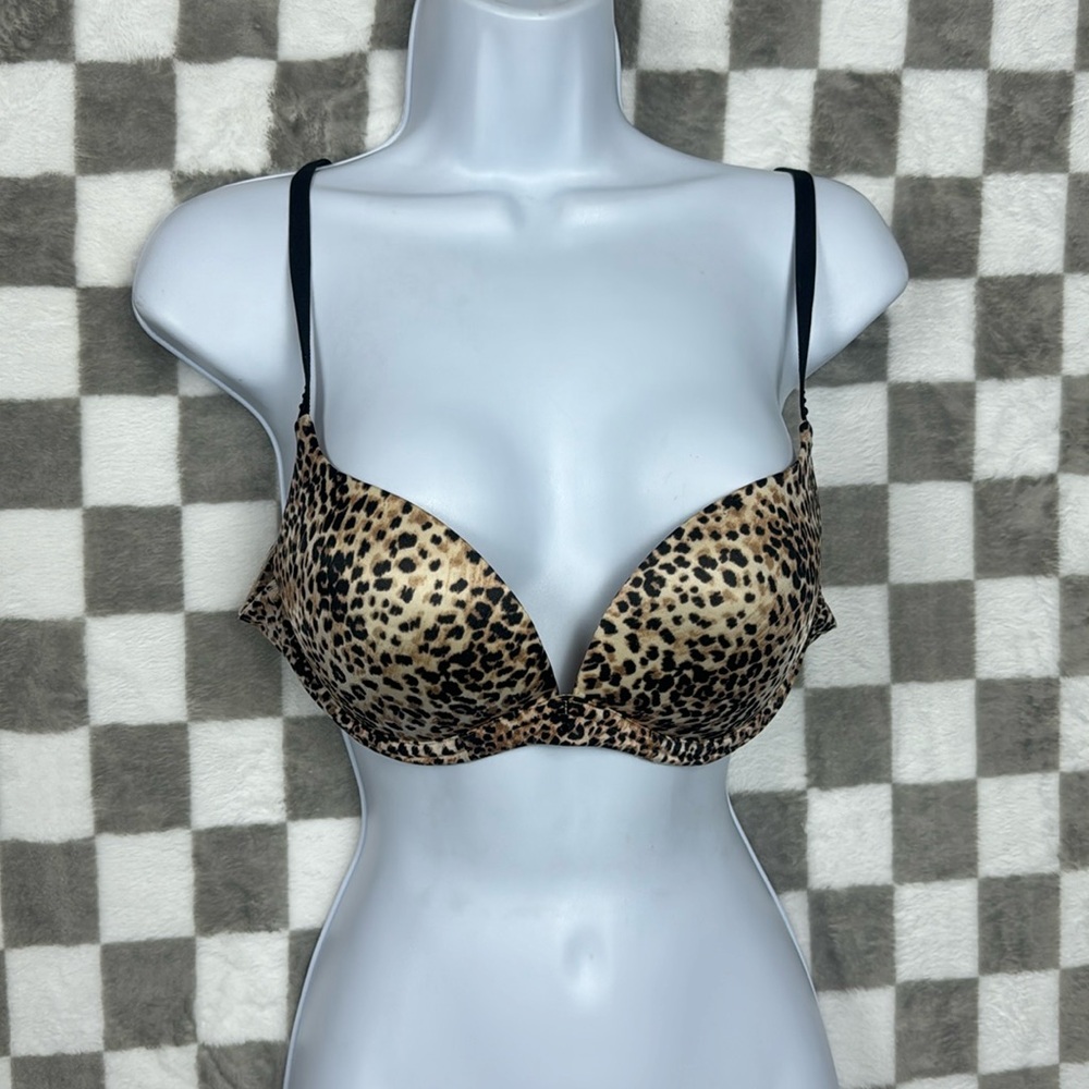 Victoria Secret / VS Wired leopard print bra 36B
